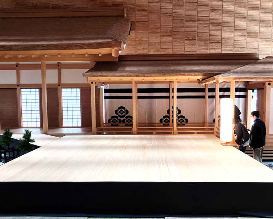 朝倉館舞台.png